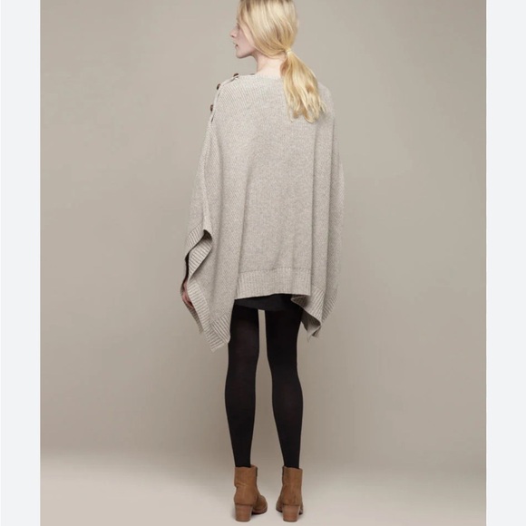 A.P.C. Oatmeal Color Rib Knit Poncho Bio Wool/Alpaca Large/Extra Large Like New! - Picture 4 of 11